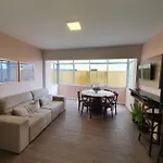 Apartamento Pé na Areia, Beira Mar, Balneário Camboriú